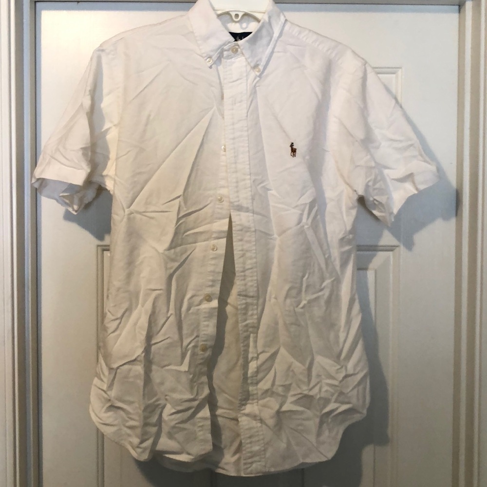 Collared dress shirt